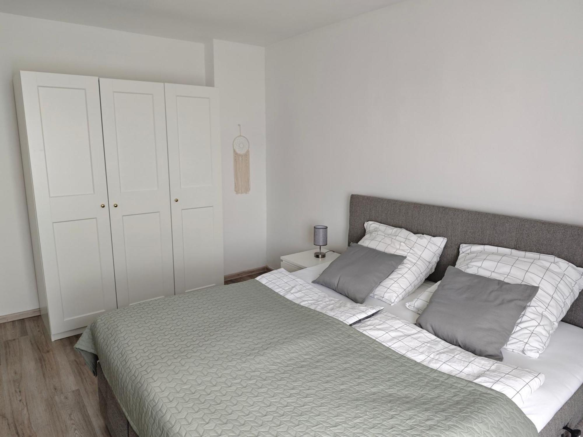 Fh-Naehe: Modernes Apt Mit Balkon Hof  Exterior foto