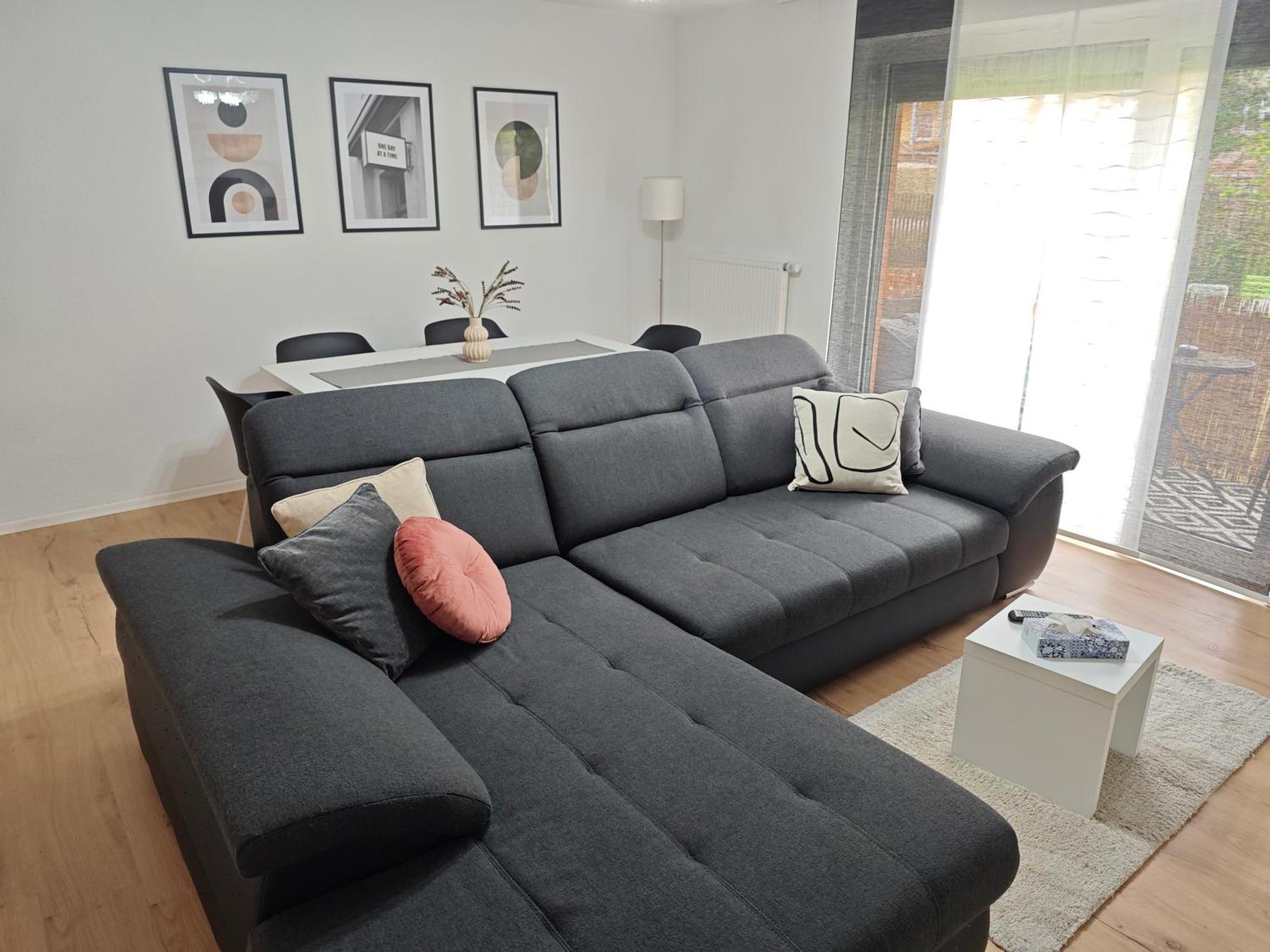 Fh-Naehe: Modernes Apt Mit Balkon Hof  Exterior foto